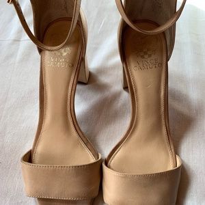 Vince Camuto size 9 heels nude with strap